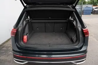 Volkswagen Tiguan, 1.4, 158 kW, bensiin, automaat