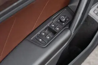 Volkswagen Tiguan, 1.4, 158 kW, bensiin, automaat