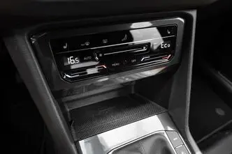 Volkswagen Tiguan, 1.4, 158 kW, bensiin, automaat