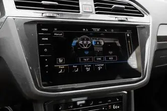 Volkswagen Tiguan, 1.4, 158 kW, bensiin, automaat