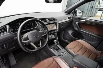 Volkswagen Tiguan, 1.4, 158 kW, bensiin, automaat