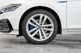 Volkswagen Passat, 1.4, 115 kW, plug-in hybrid, automatic, front-wheel drive