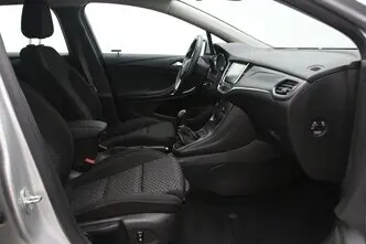Opel Astra, 1.6, 81 kW, дизель, механическая, передний привод
