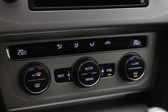 Volkswagen Passat, 1.6, 88 kW, дизель, автомат, передний привод