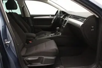 Volkswagen Passat, 1.6, 88 kW, дизель, автомат, передний привод