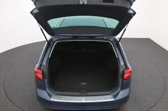 Volkswagen Passat, 1.6, 88 kW, дизель, автомат, передний привод