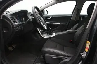 Volvo V60, 2.0, 140 kW, diesel, manual, front-wheel drive