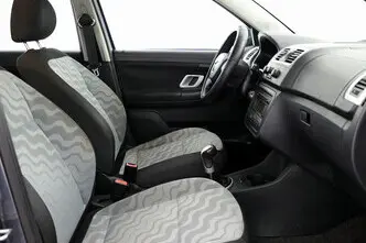 Škoda Fabia, 1.4, 80 kW, дизель, механическая, передний привод