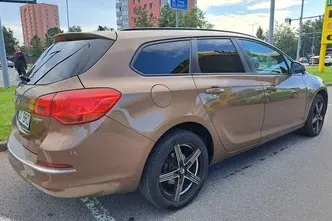 Opel Astra, 1.4, 103 kW, бензин, автомат, передний привод
