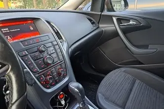 Opel Astra, 1.4, 103 kW, бензин, автомат, передний привод