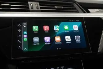 Audi e-tron, 300 kW, электричество, автомат, полный привод
