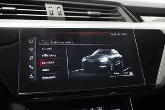 Audi e-tron, 300 kW, электричество, автомат, полный привод