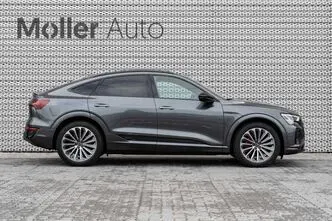 Audi Q8 e-tron, 300 kW, электричество, автомат, полный привод