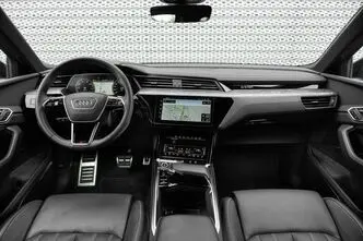 Audi Q8 e-tron, 300 kW, электричество, автомат, полный привод