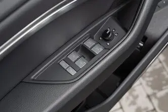 Audi Q8 e-tron, 300 kW, электричество, автомат, полный привод