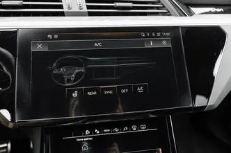 Audi Q8 e-tron, 300 kW, электричество, автомат, полный привод