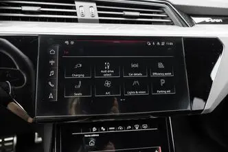 Audi Q8 e-tron, 300 kW, электричество, автомат, полный привод