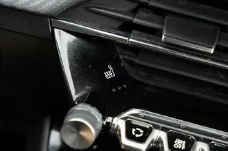 Peugeot 208, 1.0, 74 kW, bensiin, automaat, esivedu