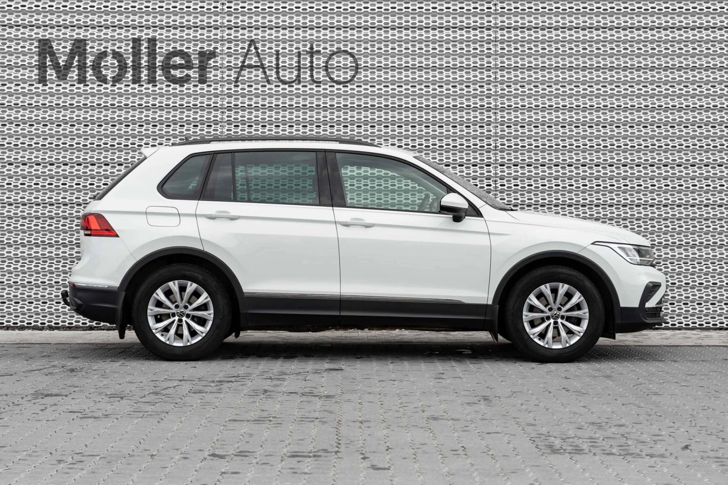 Volkswagen Tiguan, 1.5, 110 kW, бензин, механическая, передний привод