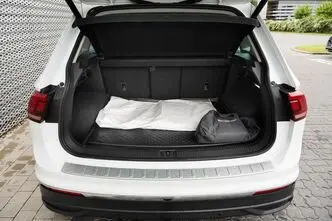 Volkswagen Tiguan, 1.5, 110 kW, бензин, механическая, передний привод