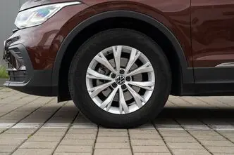 Volkswagen Tiguan, 1.5, 110 kW, petrol, automatic, front-wheel drive