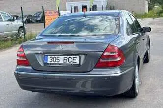 Mercedes-Benz E 500, 5.0, 225 kW, бензин, автомат, полный привод