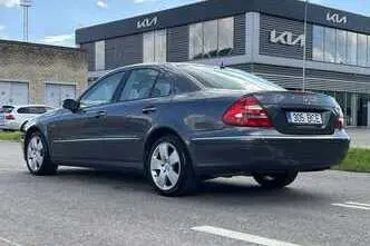 Mercedes-Benz E 500, 5.0, 225 kW, бензин, автомат, полный привод