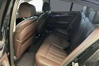 BMW 530, 2.0, 135 kW, подключаемый гибрид, автомат, задний привод
