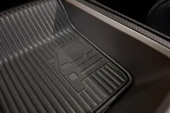 Renault 5, 110 kW, электричество, автомат, передний привод
