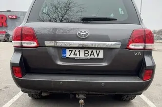 Toyota Land Cruiser, 4.5, 195 kW, diesel, automatic, four-wheel drive