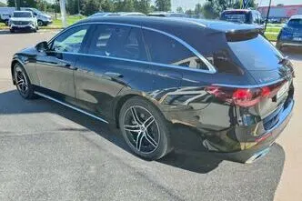 Mercedes-Benz E 300, 2.0, 230 kW, подключаемый гибрид, автомат, задний привод