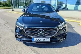 Mercedes-Benz E 300, 2.0, 230 kW, подключаемый гибрид, автомат, задний привод