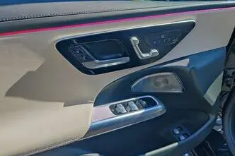 Mercedes-Benz E 300, 2.0, 230 kW, подключаемый гибрид, автомат, задний привод