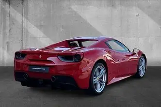 Ferrari 488, 3.9, 492 kW, bensiin, automaat, tagavedu