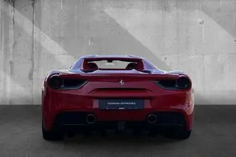 Ferrari 488, 3.9, 492 kW, bensiin, automaat, tagavedu
