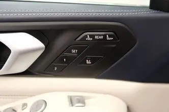 BMW X7, 3.0, 195 kW, дизель, автомат, полный привод