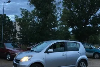 Subaru Justy, 1.0, 55 kW, бензин, механическая, передний привод