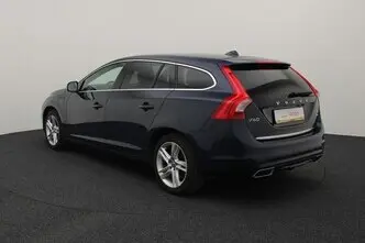 Volvo V60, 2.4, 158 kW, plug-in hybrid, automatic, four-wheel drive