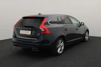 Volvo V60, 2.4, 158 kW, plug-in hybrid, automatic, four-wheel drive