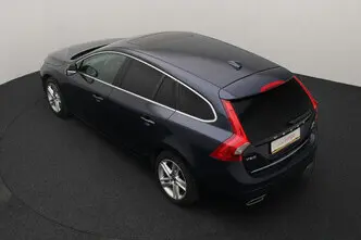 Volvo V60, 2.4, 158 kW, plug-in hybrid, automatic, four-wheel drive