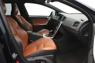 Volvo V60, 2.4, 158 kW, plug-in hybrid, automatic, four-wheel drive