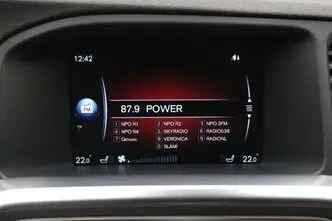 Volvo V60, 2.4, 158 kW, plug-in hybrid, automatic, four-wheel drive