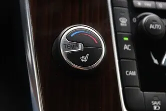 Volvo V60, 2.4, 158 kW, plug-in hybrid, automatic, four-wheel drive