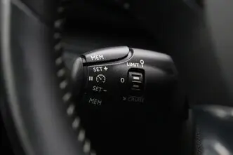 Peugeot 308, 1.6, 88 kW, дизель, механическая, передний привод