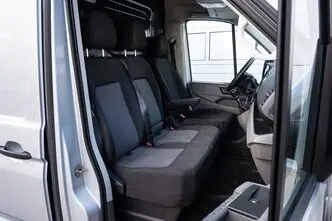 Volkswagen Crafter, 2.0, 103 kW, diesel, manual, front-wheel drive