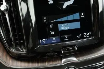 Volvo XC60, 2.0, 145 kW, diesel, automatic, four-wheel drive