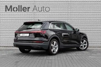 Audi e-tron, 300 kW, электричество, автомат, полный привод