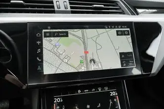 Audi e-tron, 300 kW, электричество, автомат, полный привод