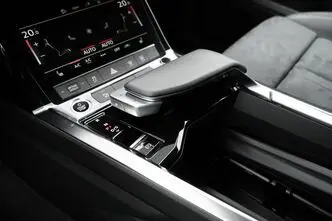 Audi e-tron, 300 kW, электричество, автомат, полный привод