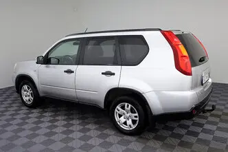 Nissan X-Trail, 2.0, 104 kW, petrol, manual, four-wheel drive